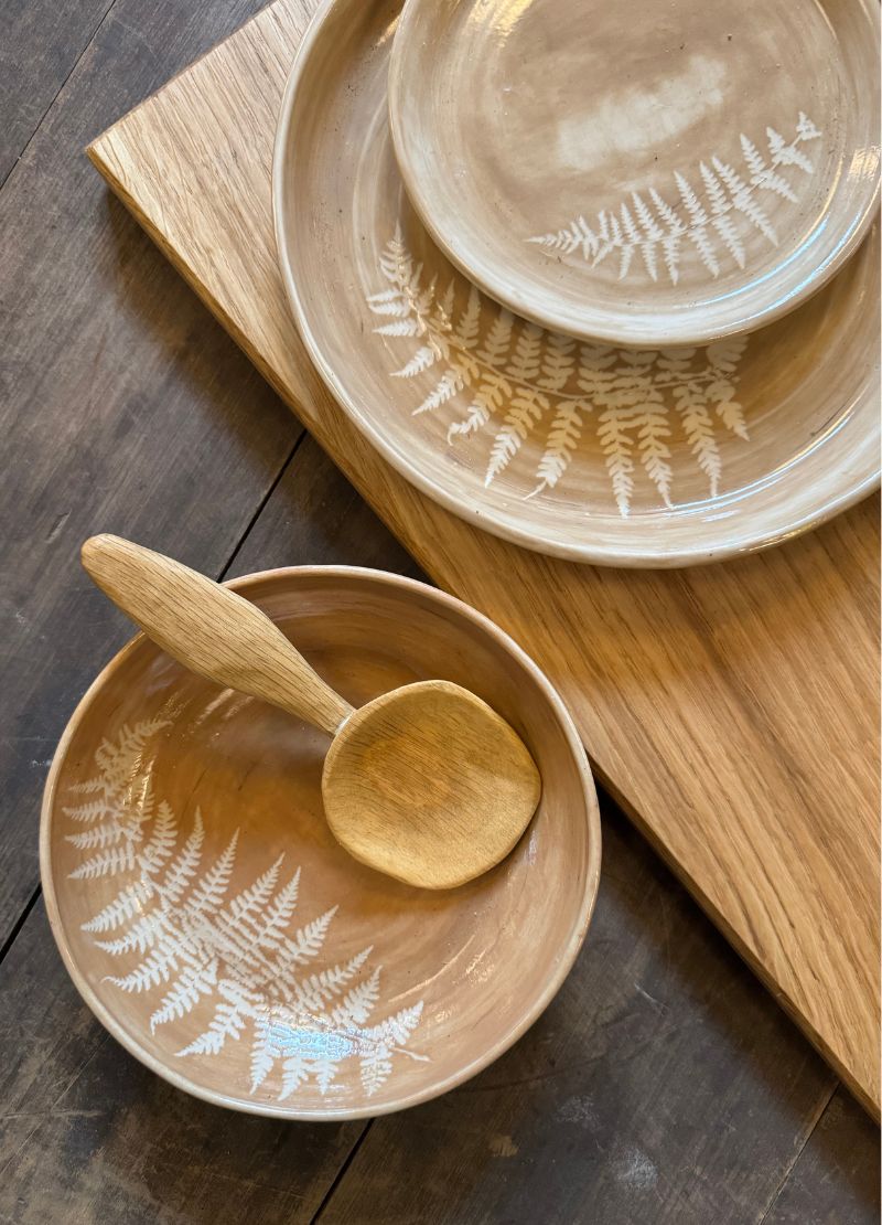 Fern leaf tableware