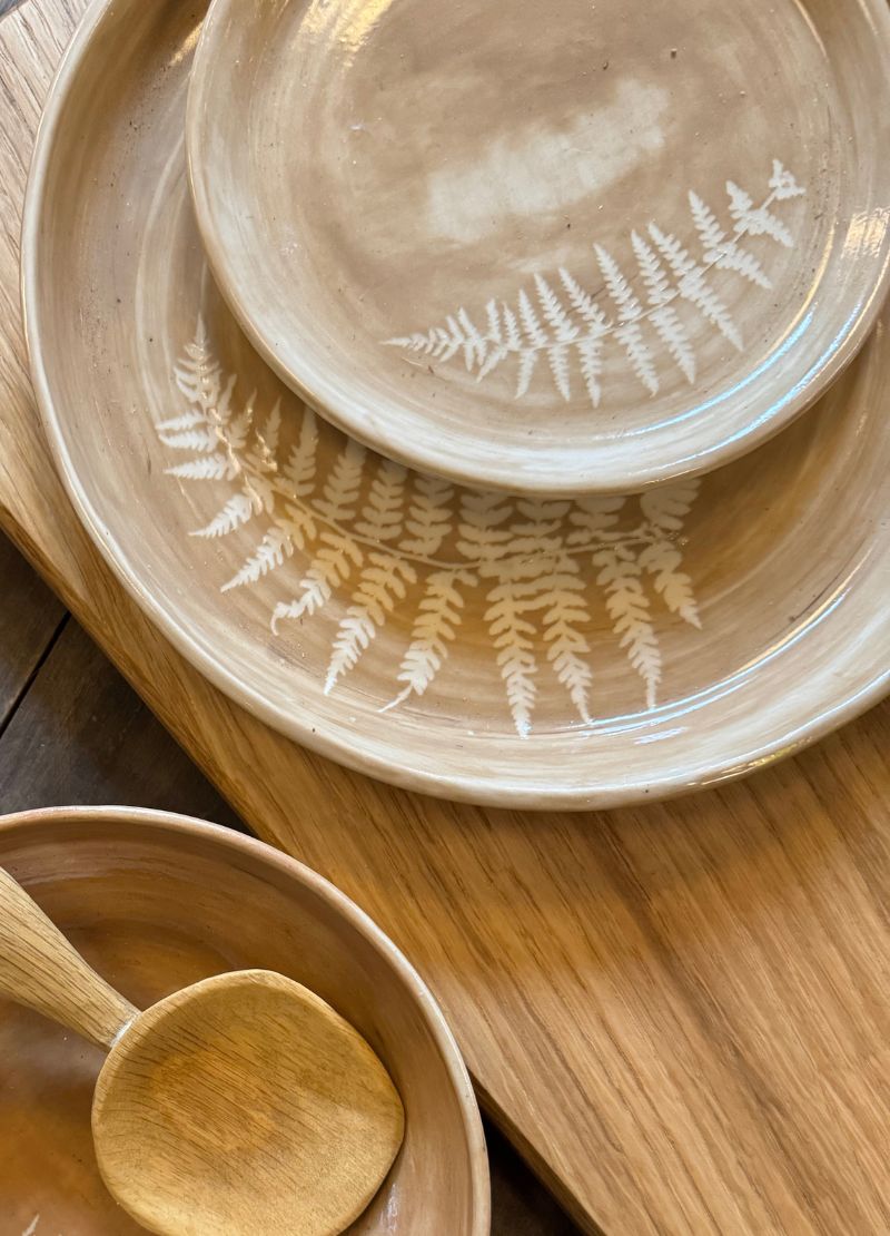 Fern leaf tableware