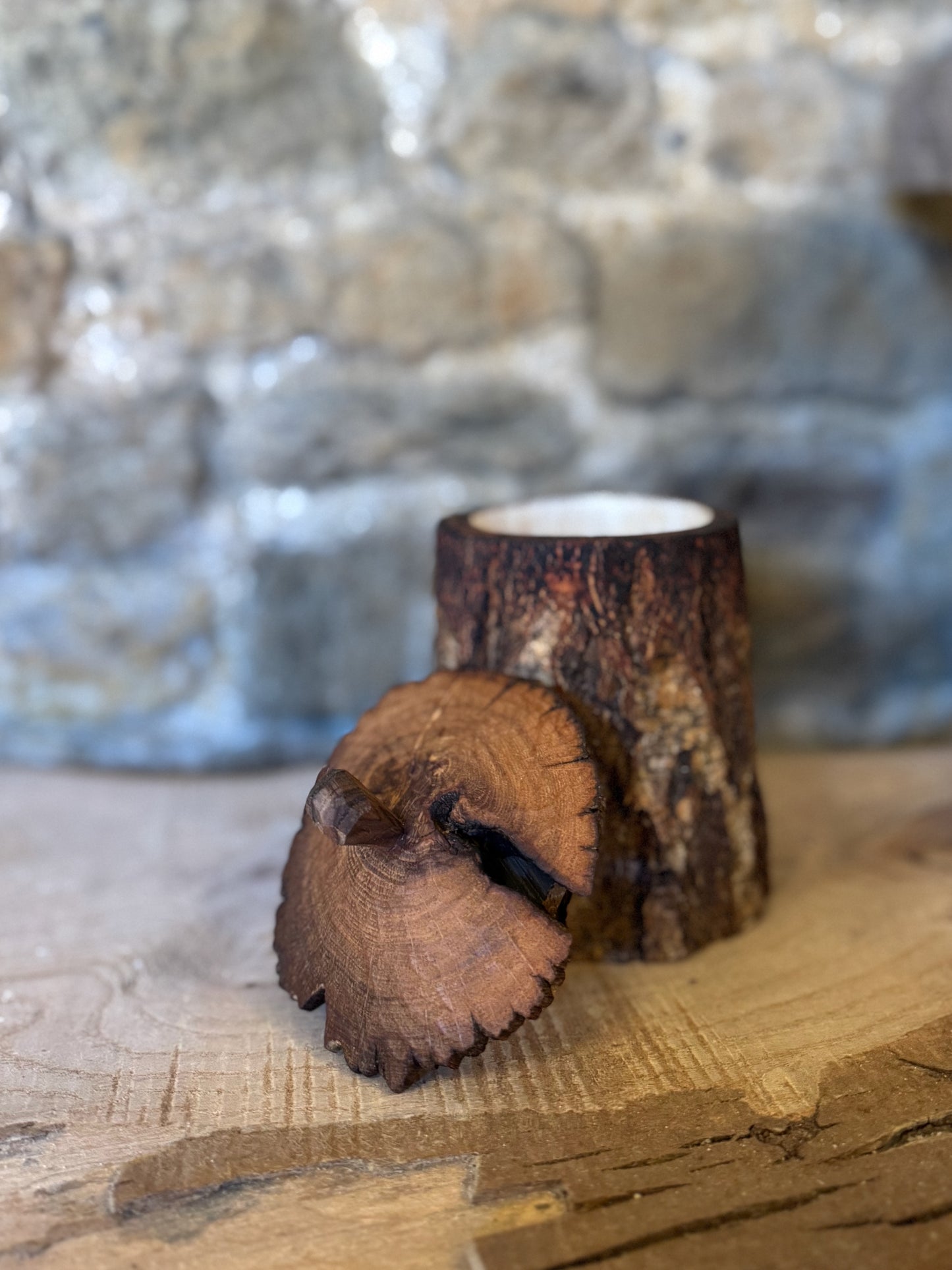 Silver birch shrink pot with lid