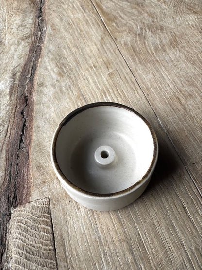 Ceramic Candle Holder with Bundle of Thin Candles