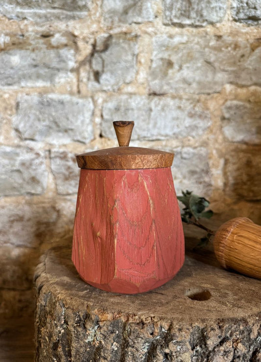 Red shrink pot with lid